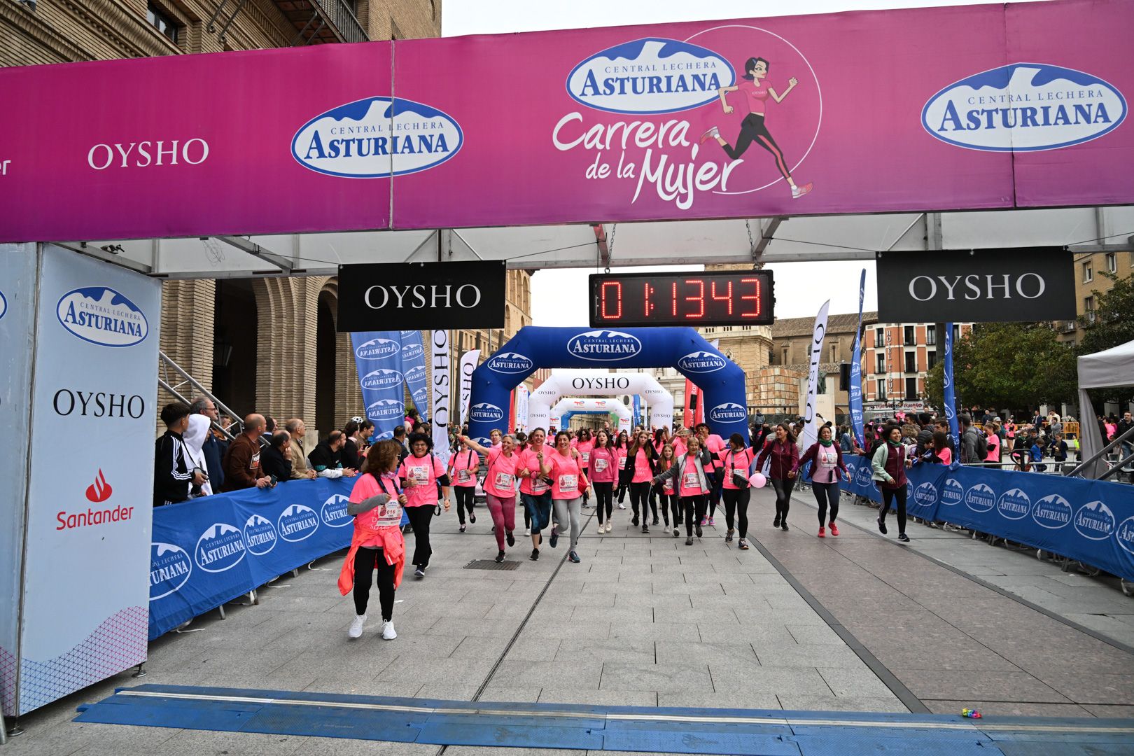 Todas las fotos de la Carrera de la Mujer de Zaragoza 2023. 7366