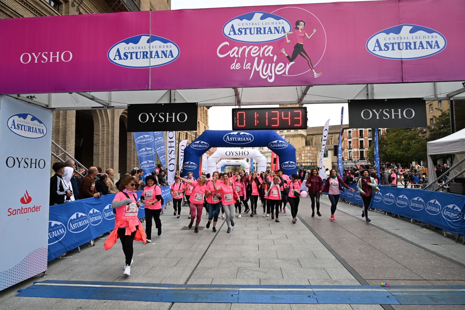 Todas las fotos de la Carrera de la Mujer de Zaragoza 2023. 7367