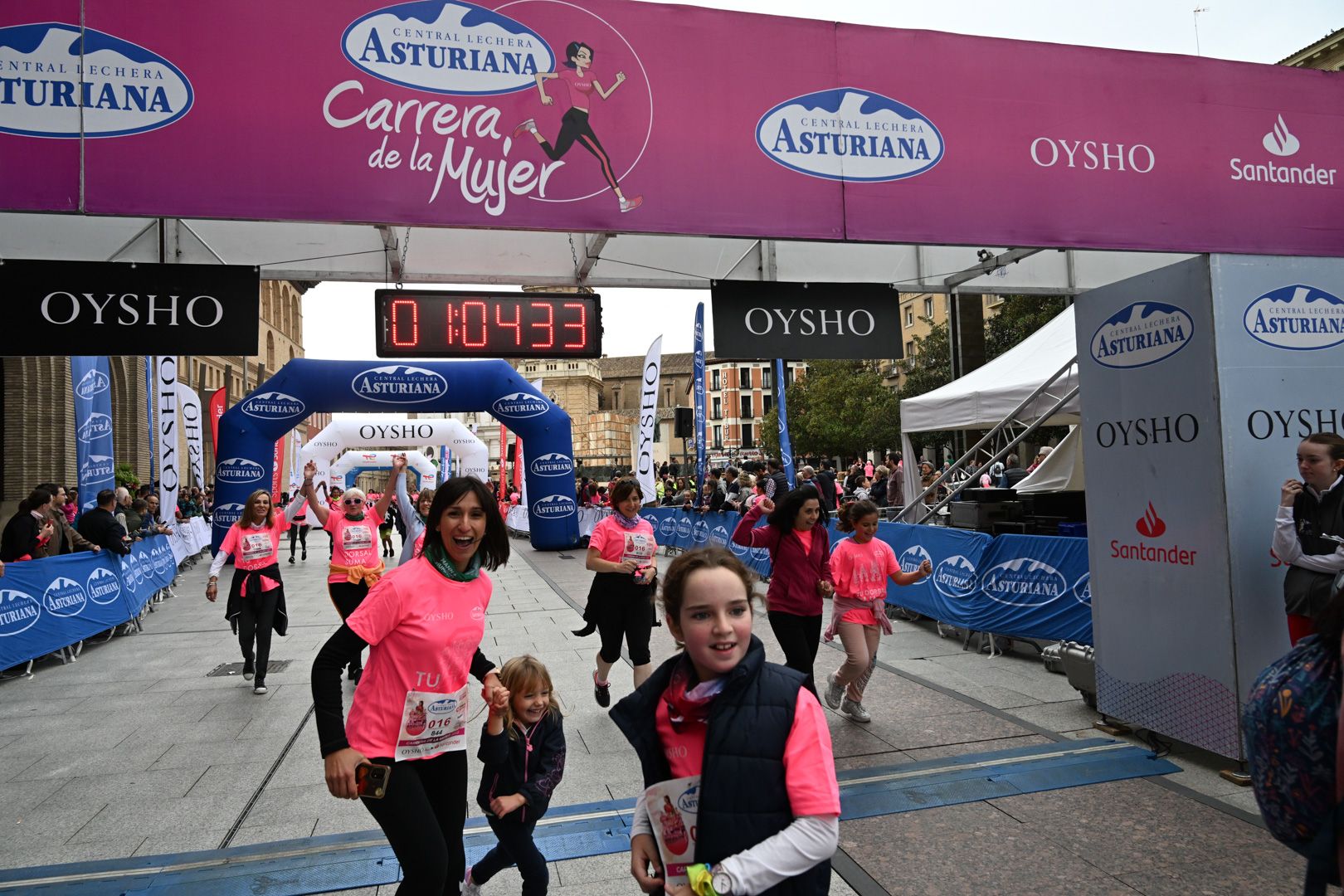Todas las fotos de la Carrera de la Mujer de Zaragoza 2023. 6636