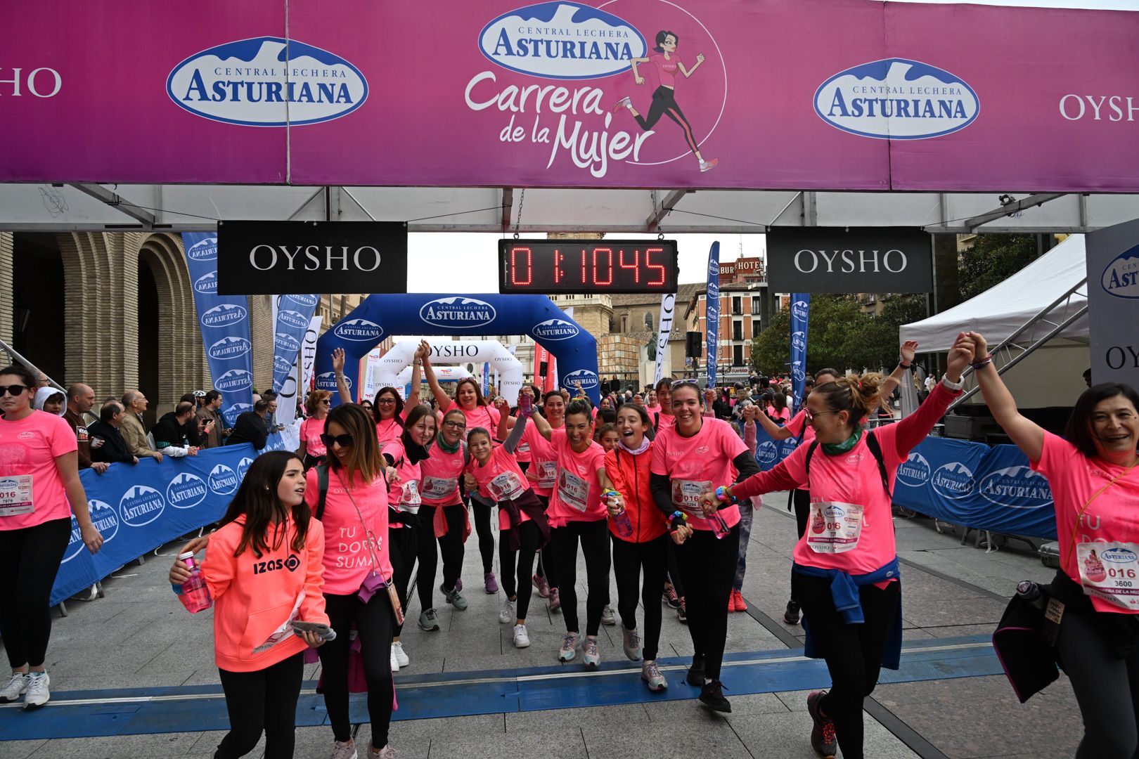 Todas las fotos de la Carrera de la Mujer de Zaragoza 2023. 7124