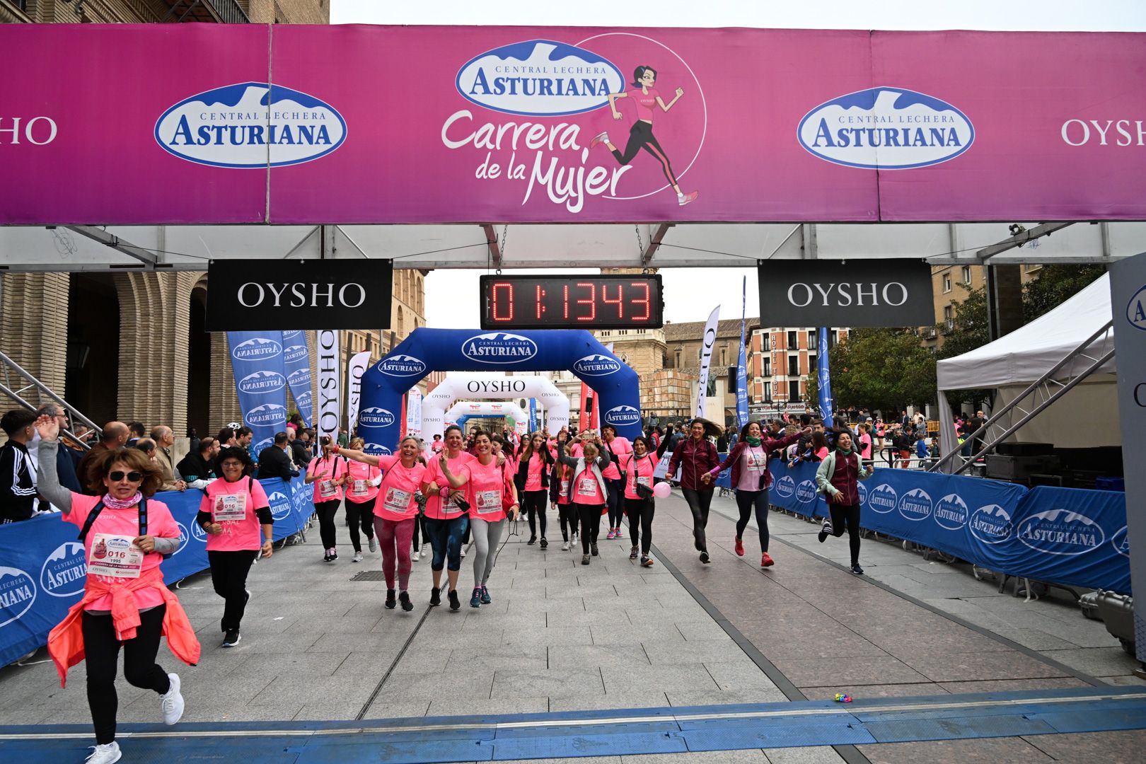 Todas las fotos de la Carrera de la Mujer de Zaragoza 2023. 7368