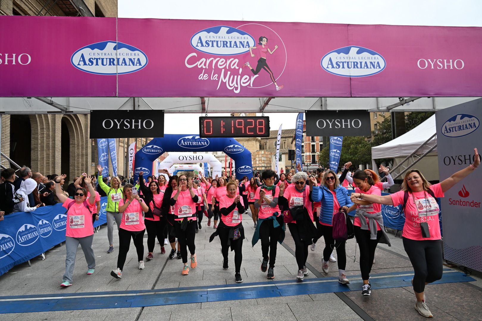Todas las fotos de la Carrera de la Mujer de Zaragoza 2023. 7856