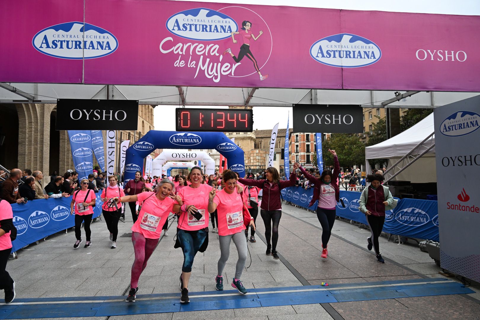 Todas las fotos de la Carrera de la Mujer de Zaragoza 2023. 7370