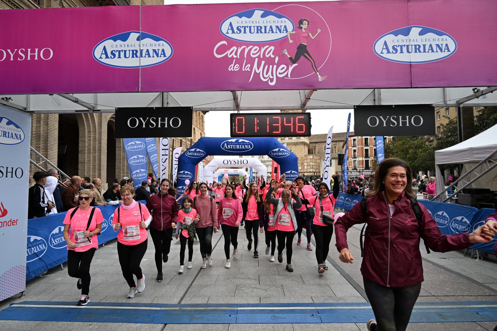 Todas las fotos de la Carrera de la Mujer de Zaragoza 2023. 7372