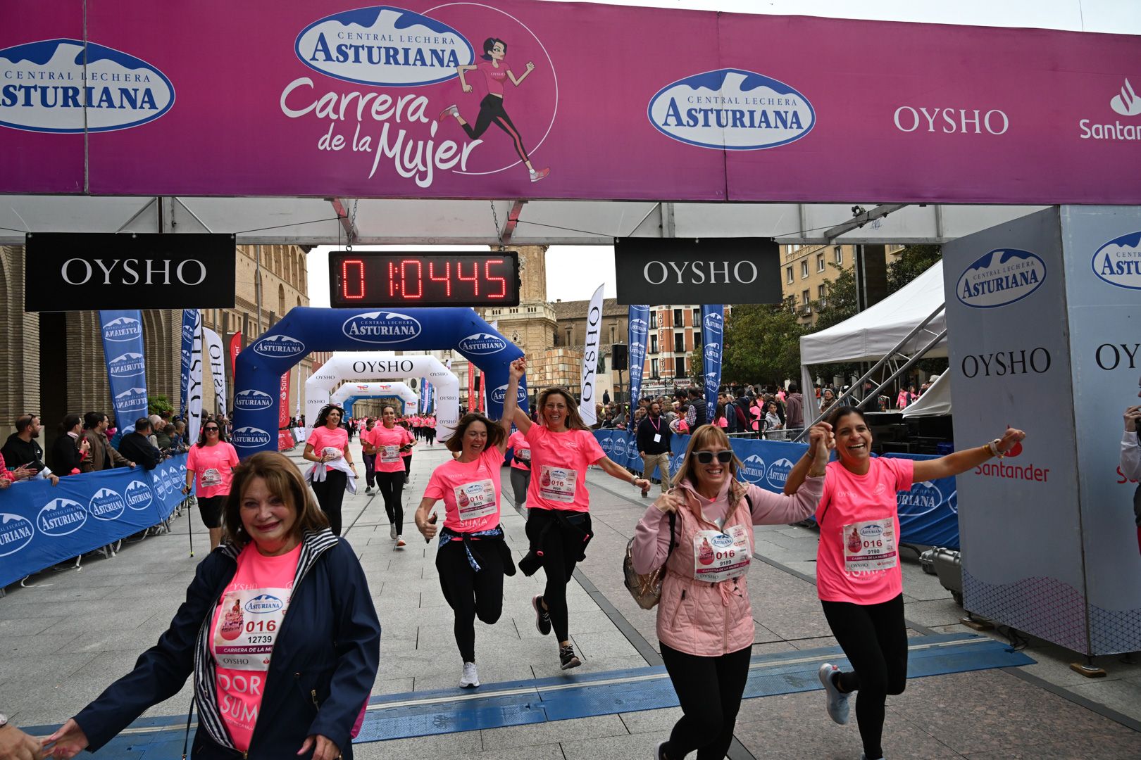 Todas las fotos de la Carrera de la Mujer de Zaragoza 2023. 6647