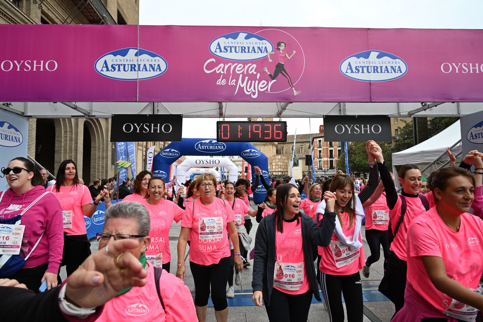 Todas las fotos de la Carrera de la Mujer de Zaragoza 2023. 7866