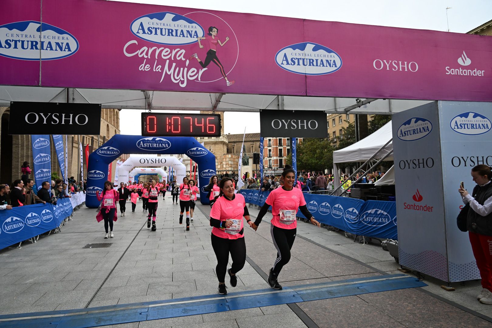 Todas las fotos de la Carrera de la Mujer de Zaragoza 2023. 6894