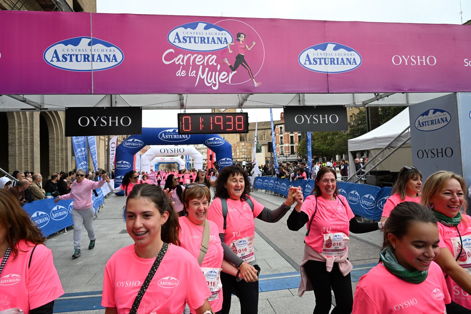 Todas las fotos de la Carrera de la Mujer de Zaragoza 2023. 7869