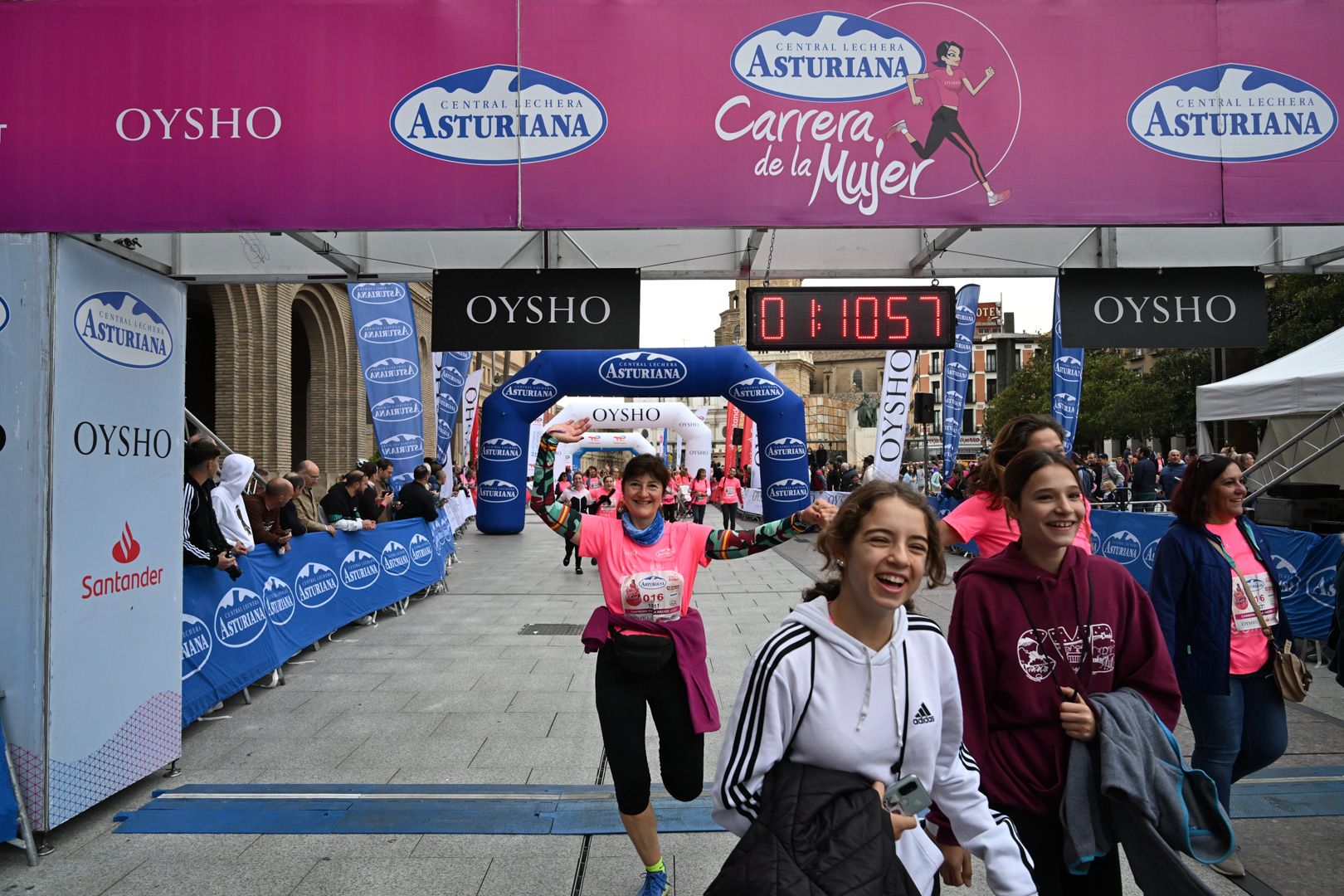 Todas las fotos de la Carrera de la Mujer de Zaragoza 2023. 7138