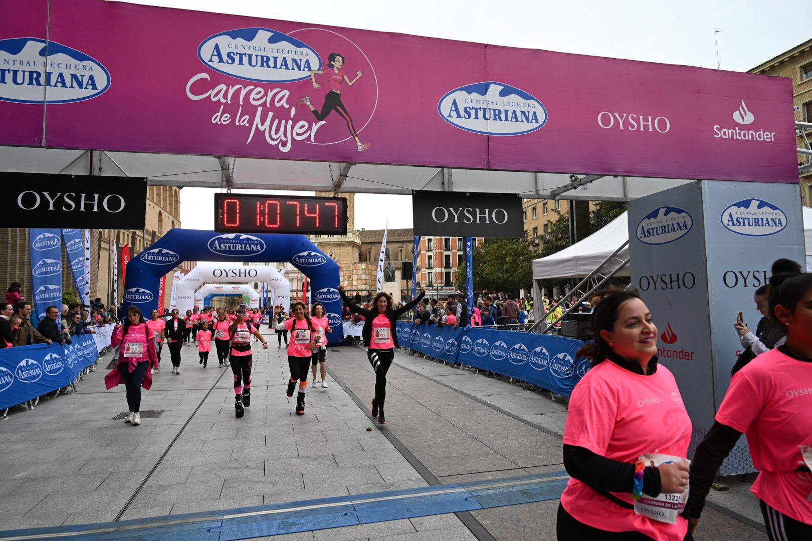 Todas las fotos de la Carrera de la Mujer de Zaragoza 2023. 6895