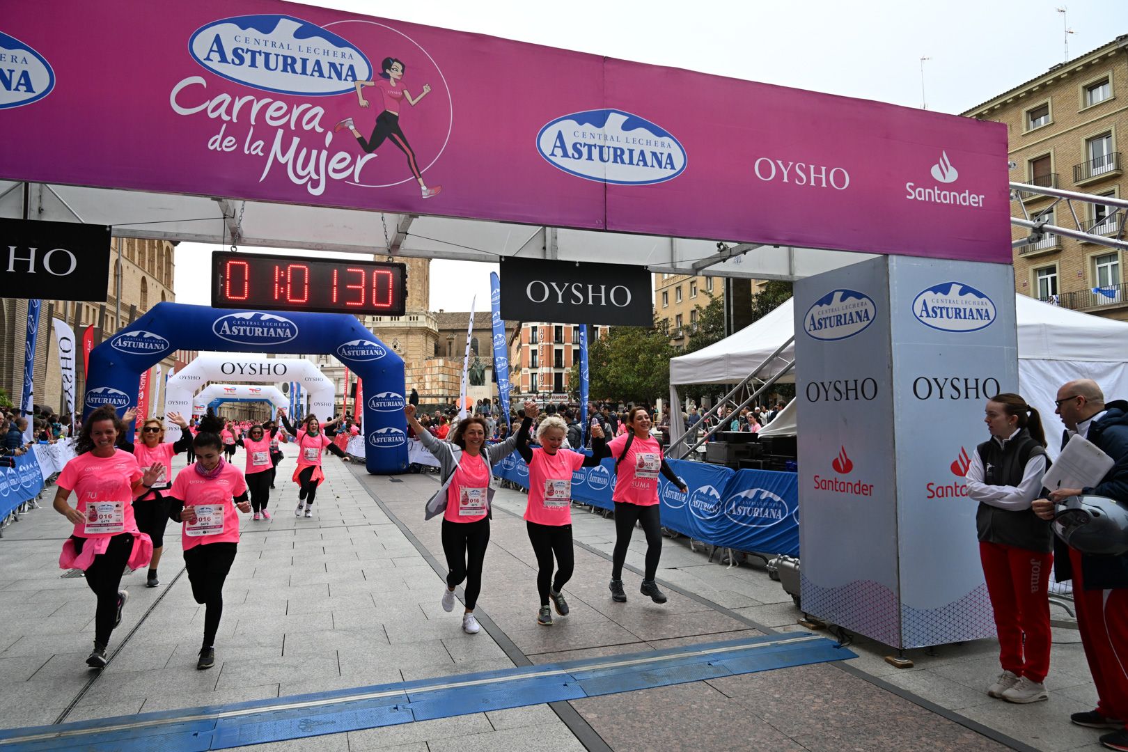 Todas las fotos de la Carrera de la Mujer de Zaragoza 2023. 6424
