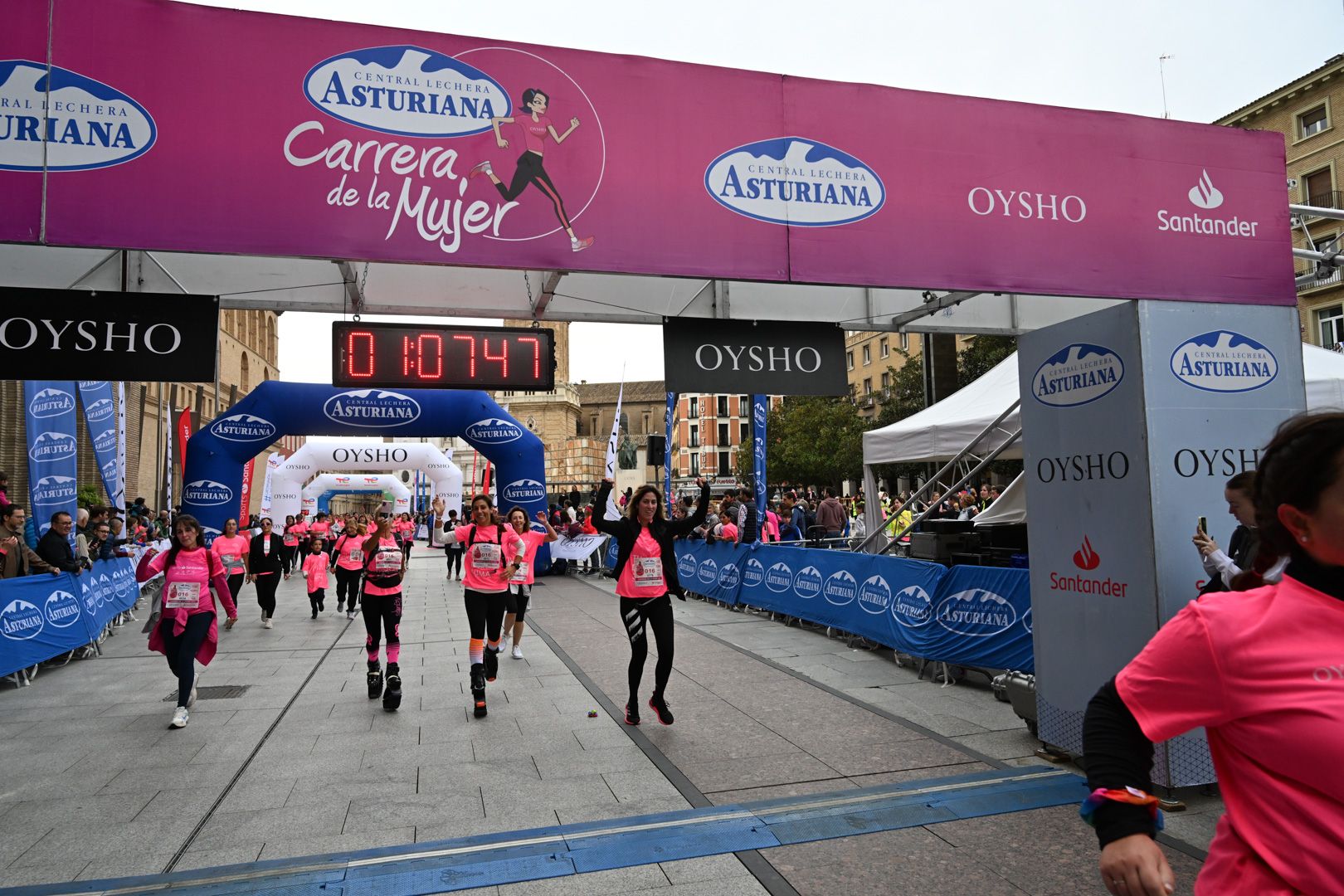 Todas las fotos de la Carrera de la Mujer de Zaragoza 2023. 6896