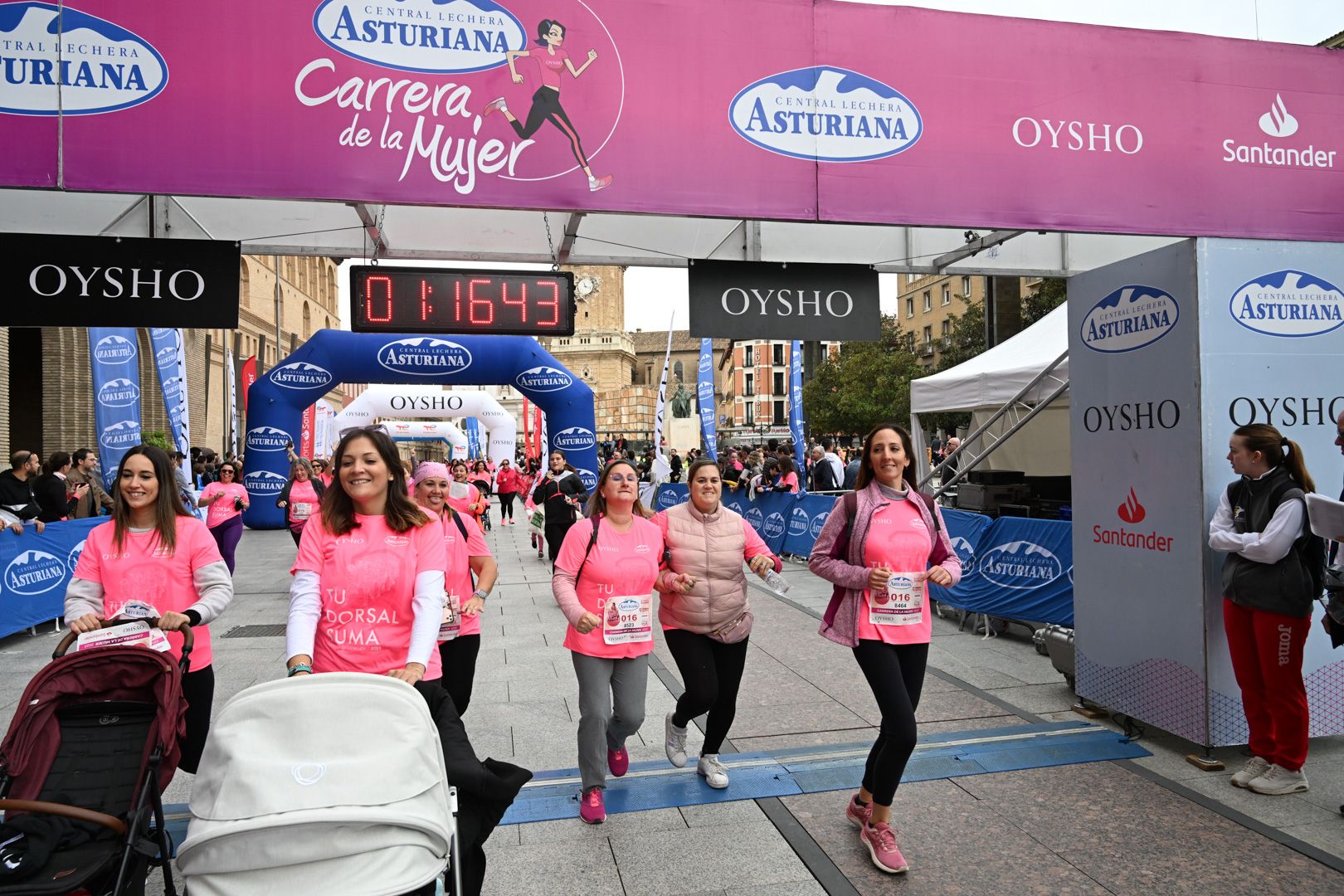 Todas las fotos de la Carrera de la Mujer de Zaragoza 2023. 7627
