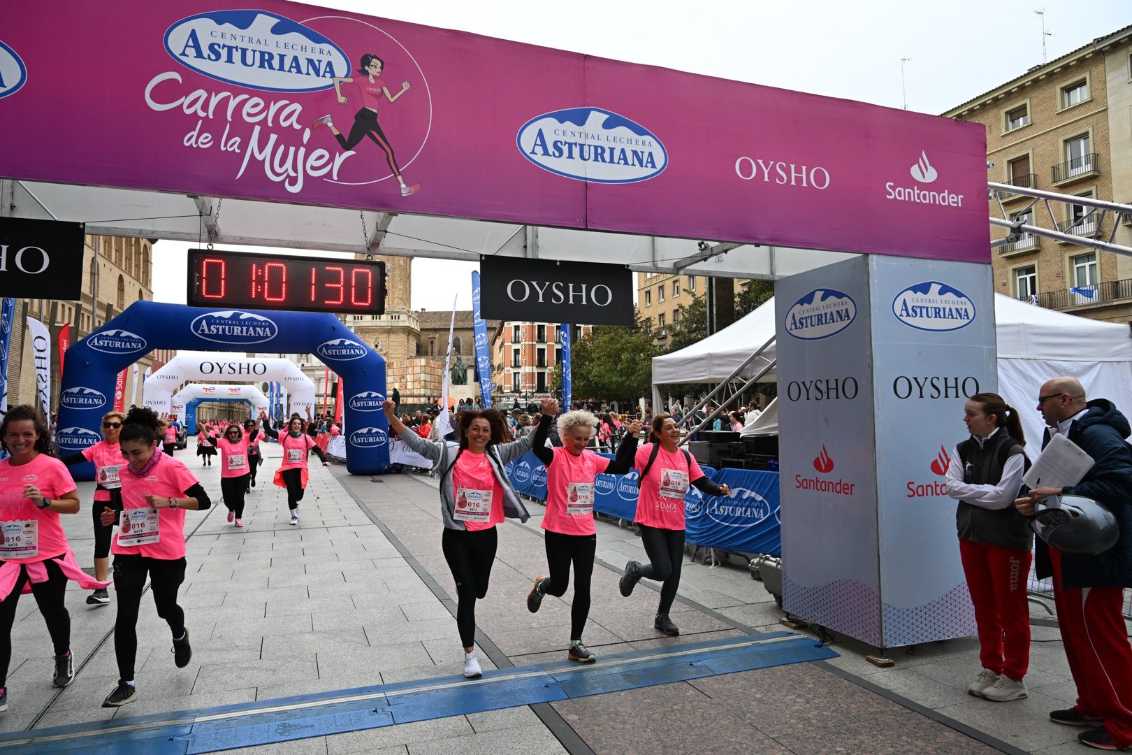 Todas las fotos de la Carrera de la Mujer de Zaragoza 2023. 6425