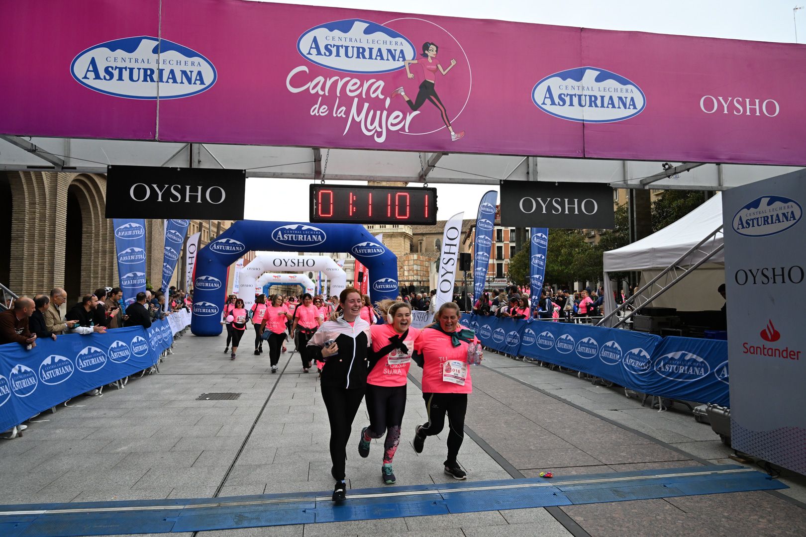 Todas las fotos de la Carrera de la Mujer de Zaragoza 2023. 7141