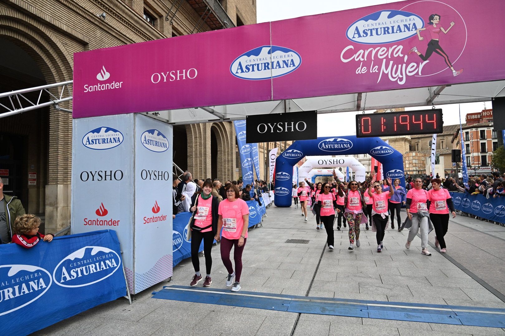 Todas las fotos de la Carrera de la Mujer de Zaragoza 2023. 7873