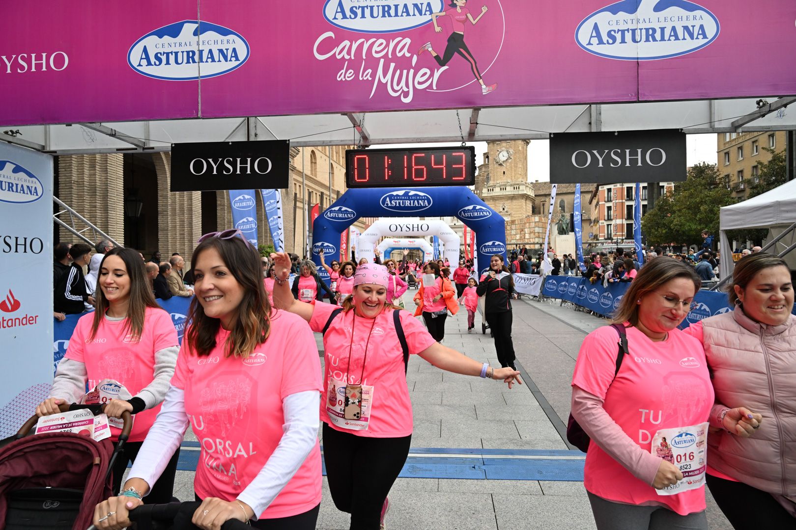 Todas las fotos de la Carrera de la Mujer de Zaragoza 2023. 7629