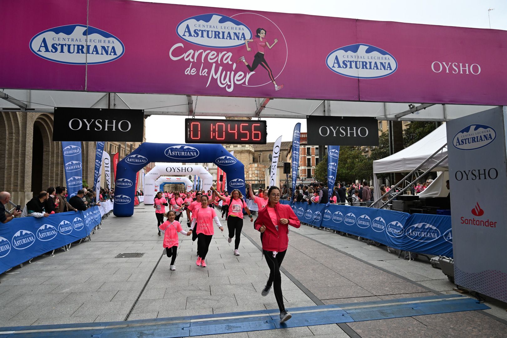 Todas las fotos de la Carrera de la Mujer de Zaragoza 2023. 6657