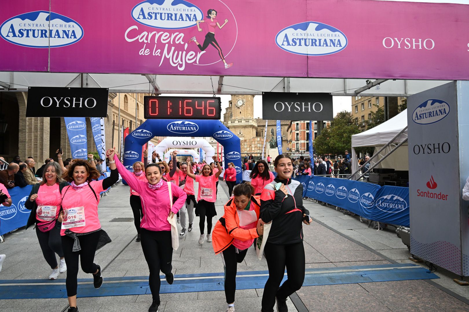 Todas las fotos de la Carrera de la Mujer de Zaragoza 2023. 7632