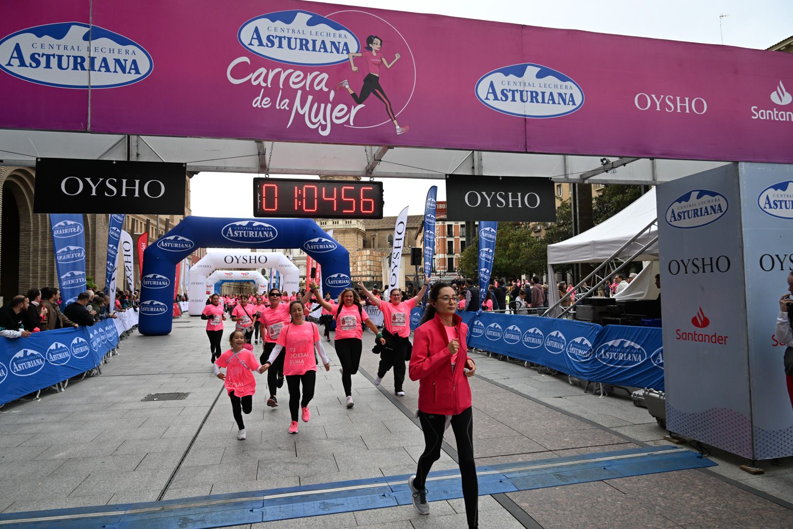 Todas las fotos de la Carrera de la Mujer de Zaragoza 2023. 6658