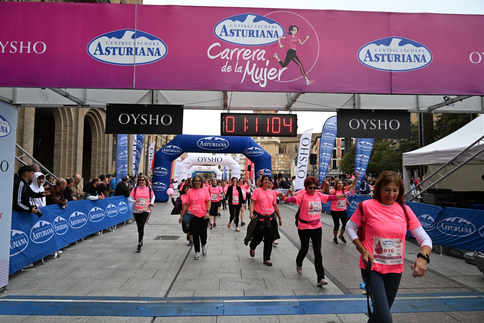 Todas las fotos de la Carrera de la Mujer de Zaragoza 2023. 7146