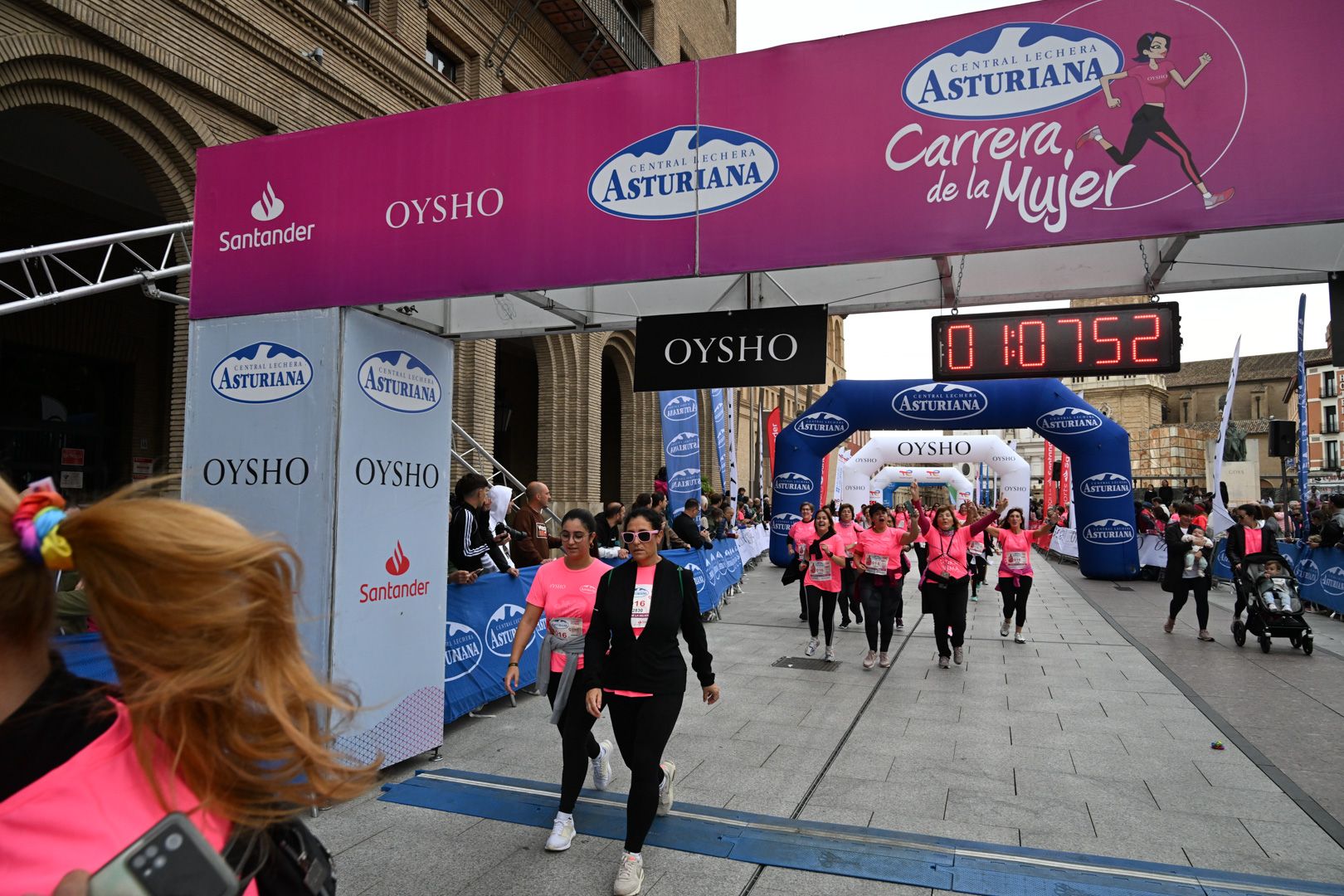Todas las fotos de la Carrera de la Mujer de Zaragoza 2023. 6903