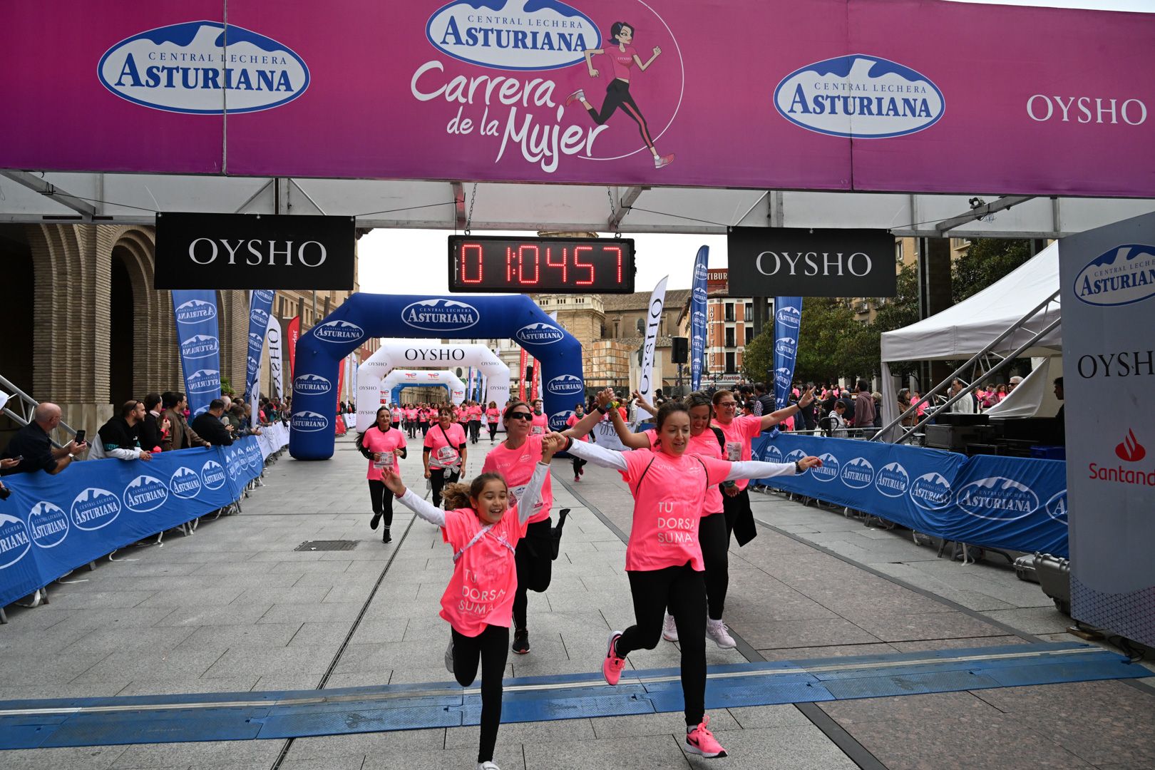 Todas las fotos de la Carrera de la Mujer de Zaragoza 2023. 6660