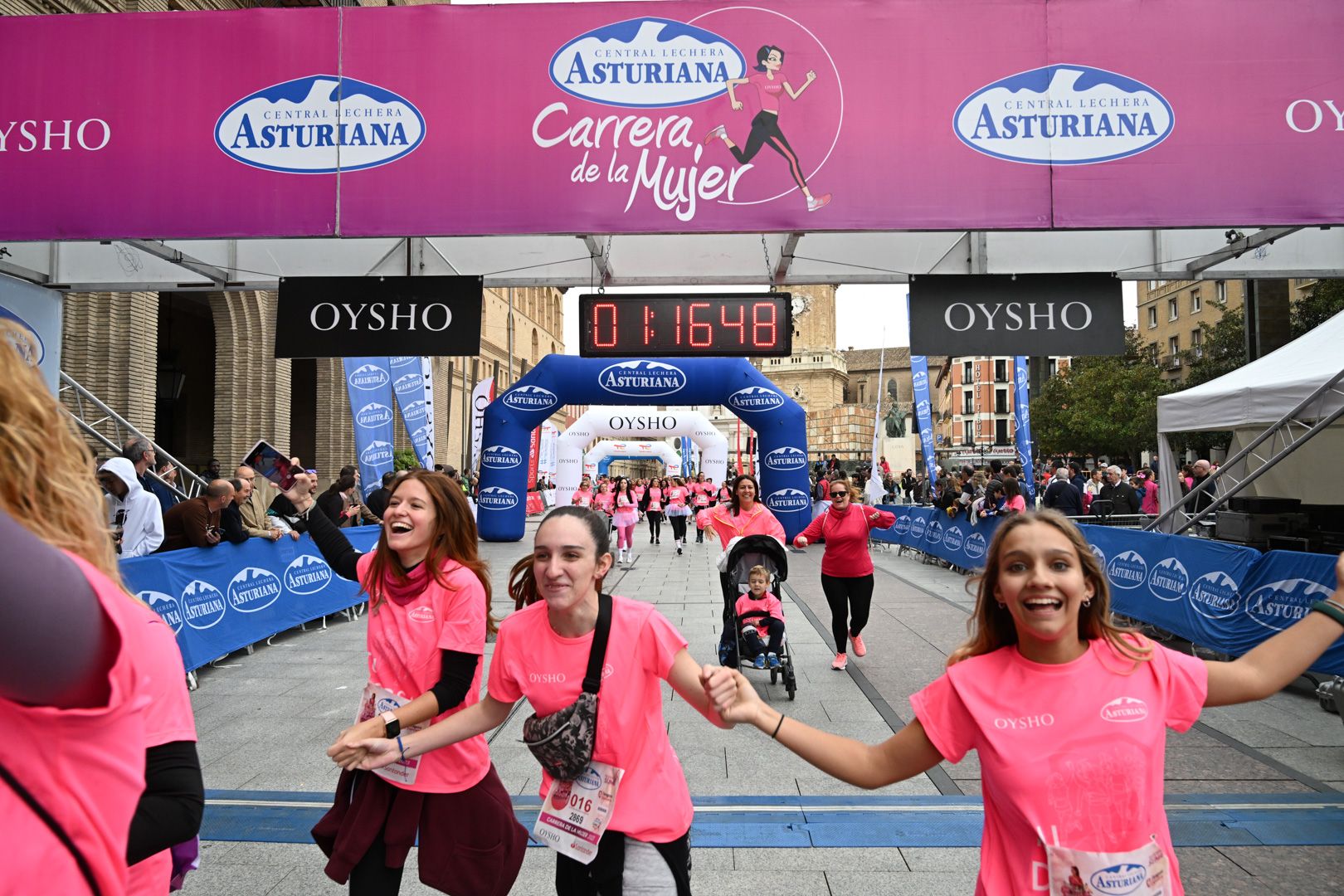 Todas las fotos de la Carrera de la Mujer de Zaragoza 2023. 7637