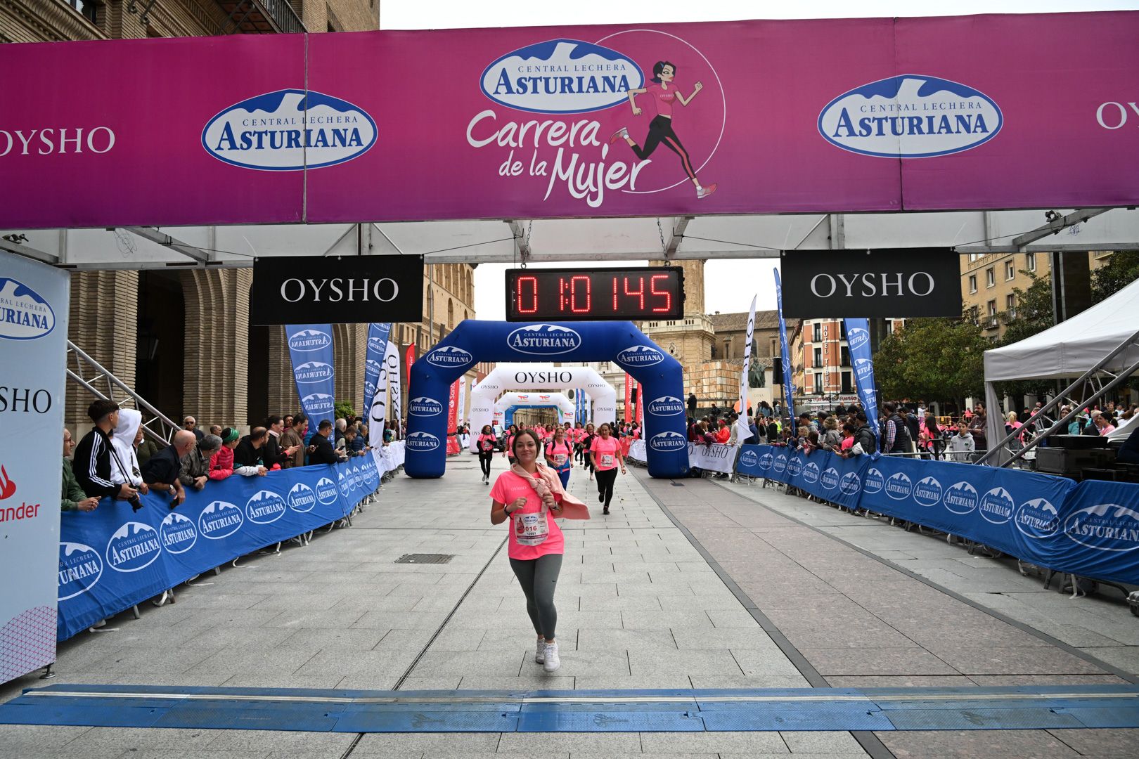 Todas las fotos de la Carrera de la Mujer de Zaragoza 2023. 6435