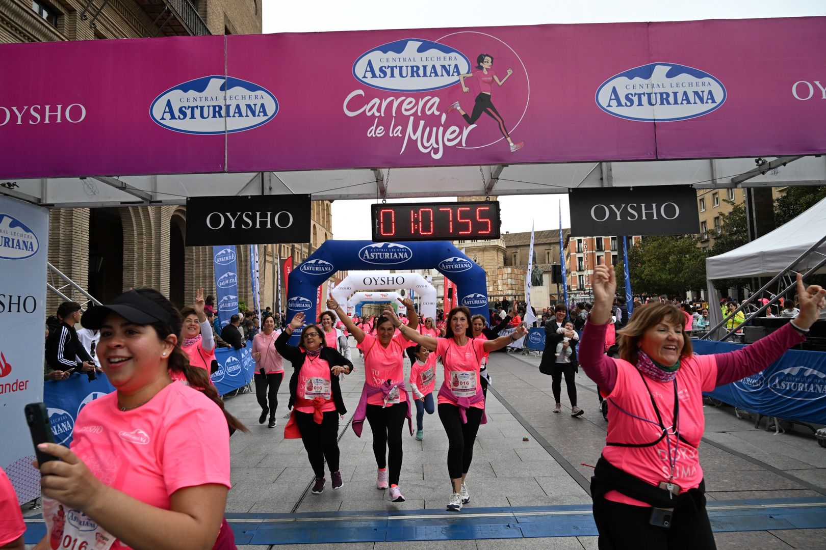 Todas las fotos de la Carrera de la Mujer de Zaragoza 2023. 6908