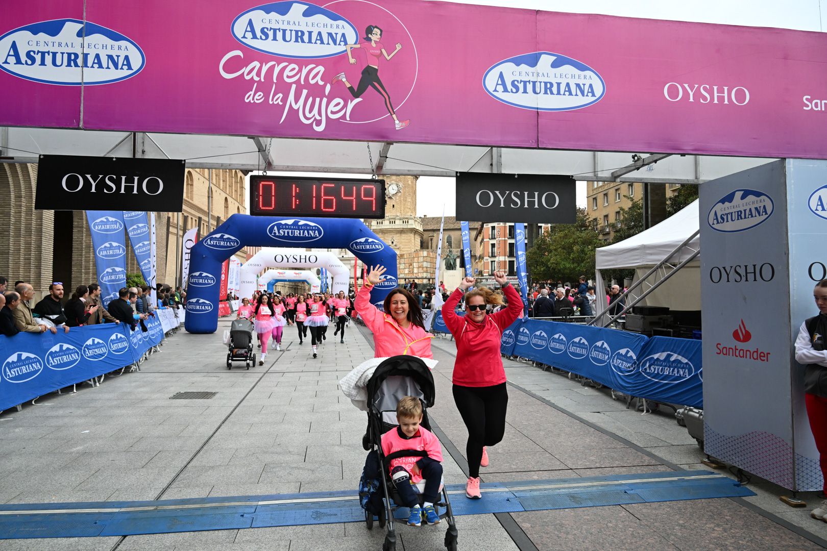 Todas las fotos de la Carrera de la Mujer de Zaragoza 2023. 7639