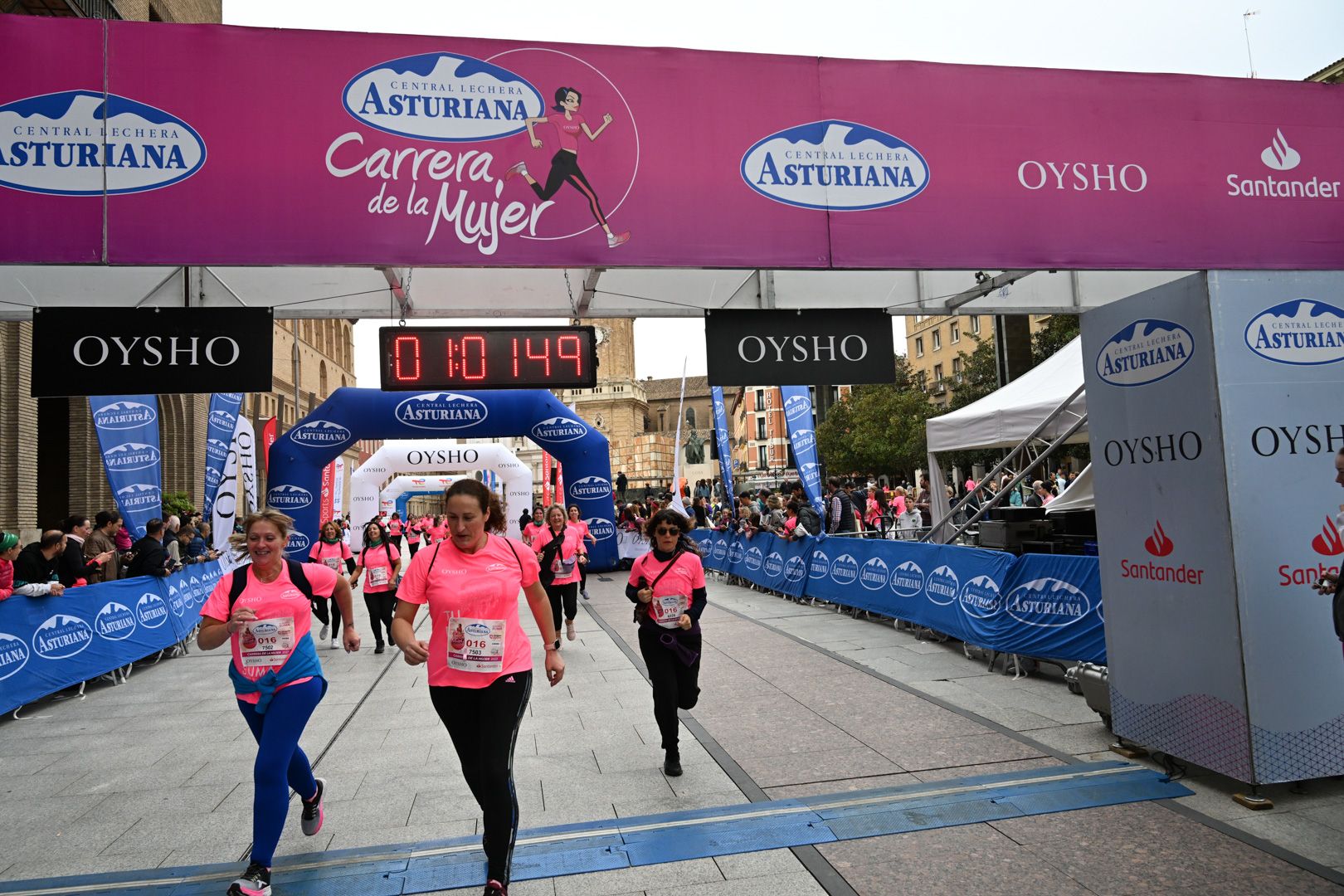 Todas las fotos de la Carrera de la Mujer de Zaragoza 2023. 6439