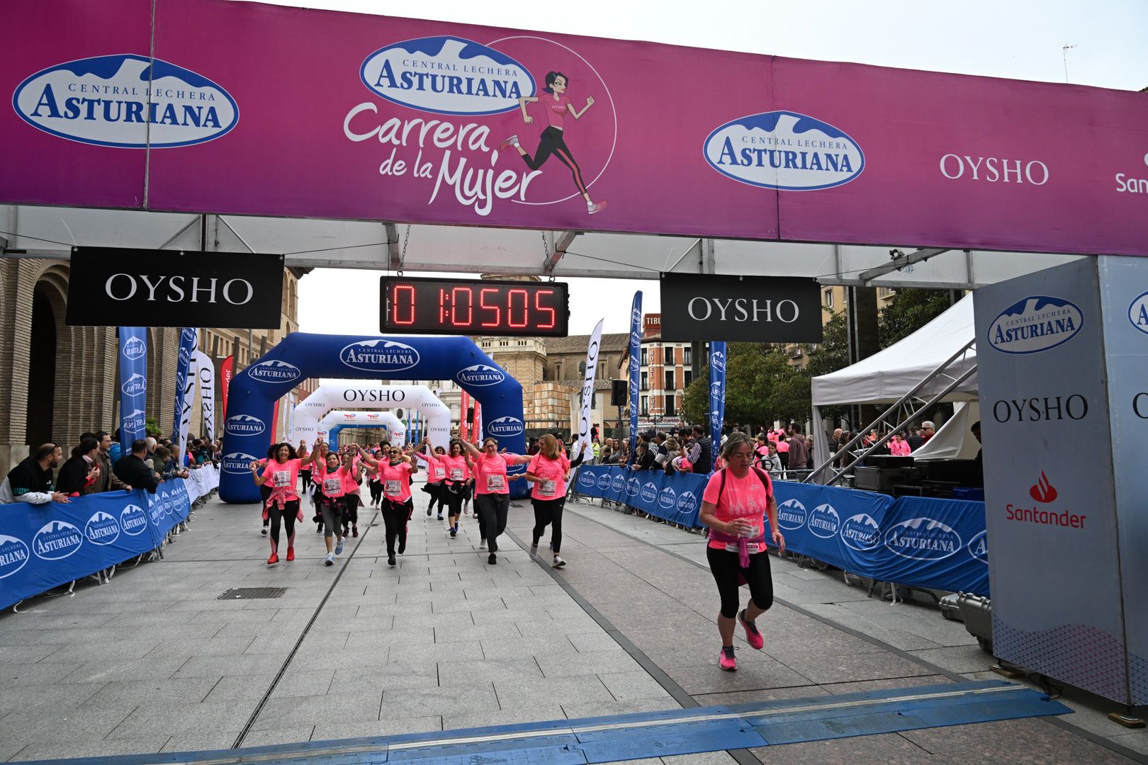 Todas las fotos de la Carrera de la Mujer de Zaragoza 2023. 6668