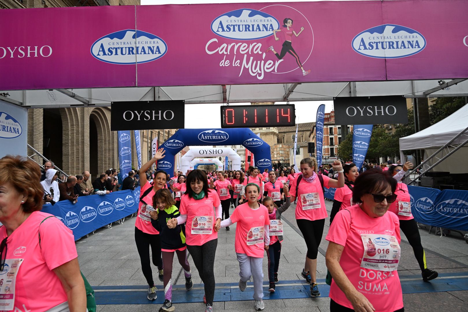Todas las fotos de la Carrera de la Mujer de Zaragoza 2023. 7158