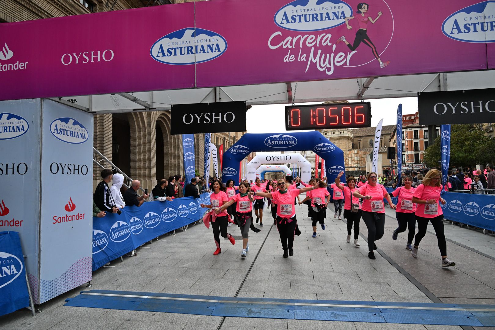 Todas las fotos de la Carrera de la Mujer de Zaragoza 2023. 6672