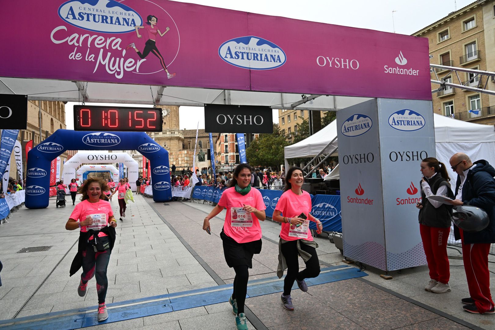 Todas las fotos de la Carrera de la Mujer de Zaragoza 2023. 6445