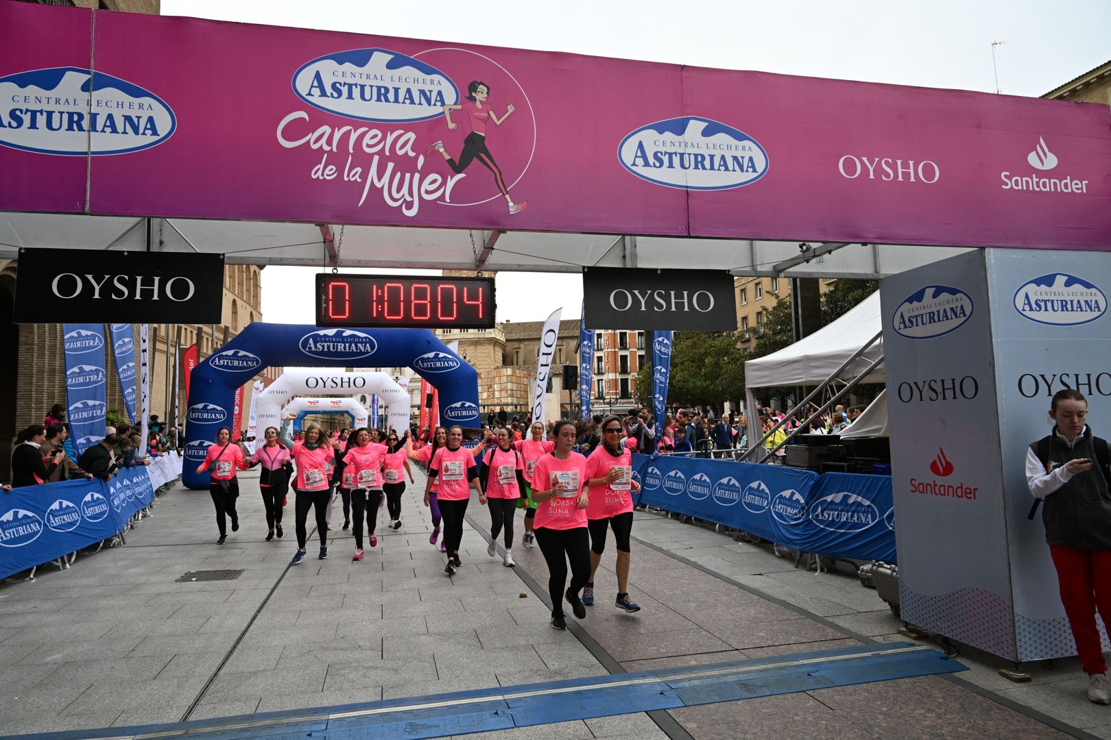 Todas las fotos de la Carrera de la Mujer de Zaragoza 2023. 6918