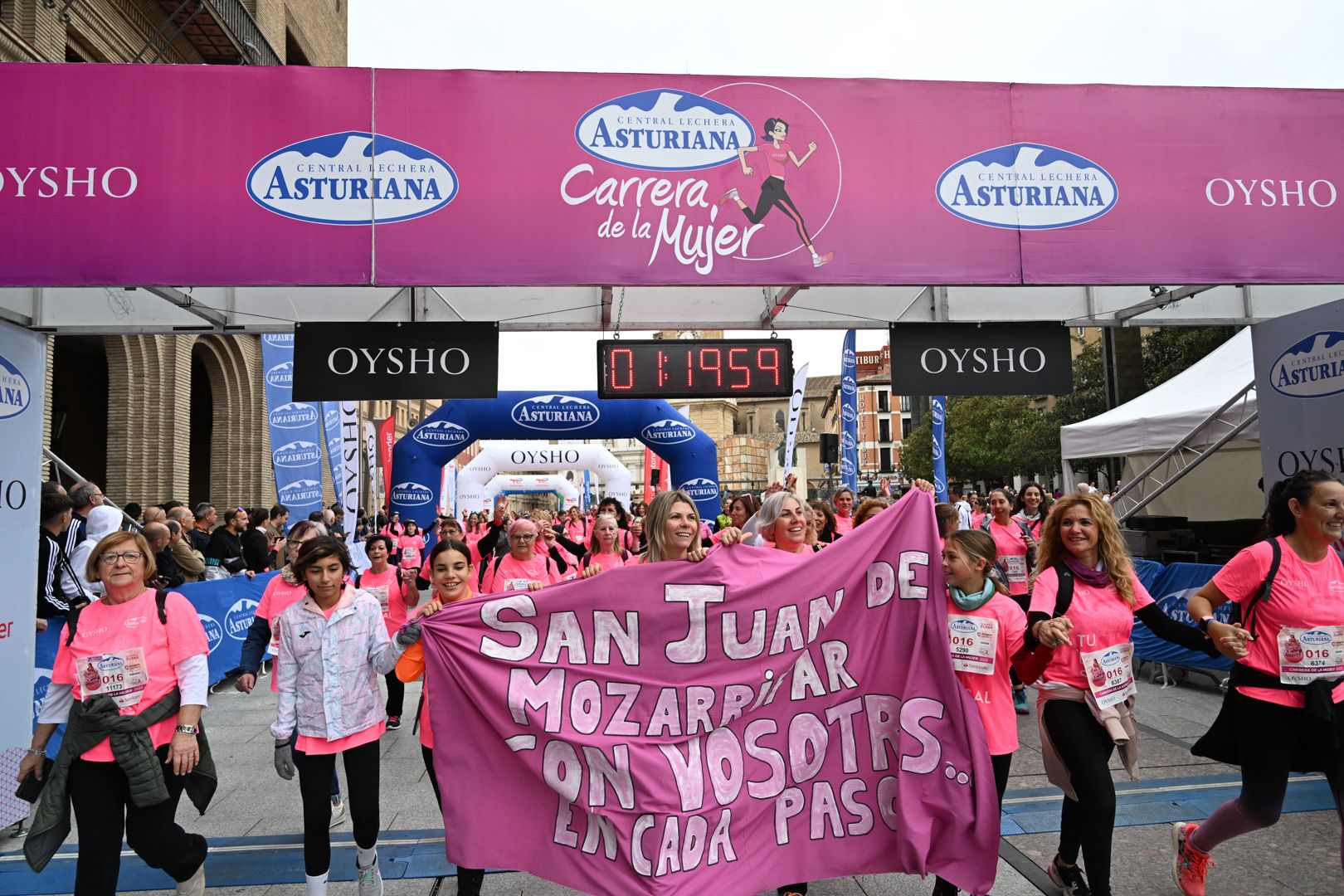 Todas las fotos de la Carrera de la Mujer de Zaragoza 2023. 7893