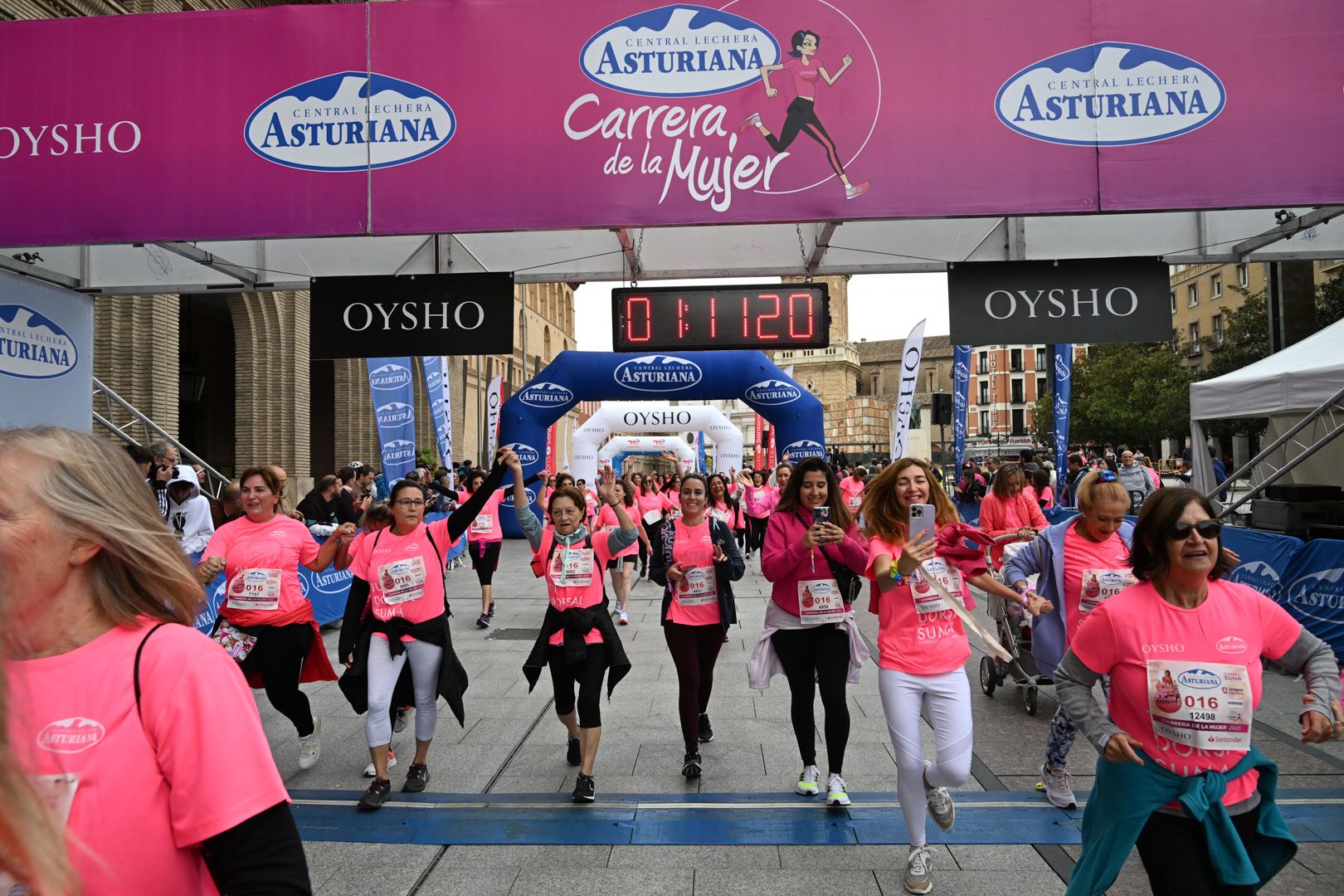 Todas las fotos de la Carrera de la Mujer de Zaragoza 2023. 7168