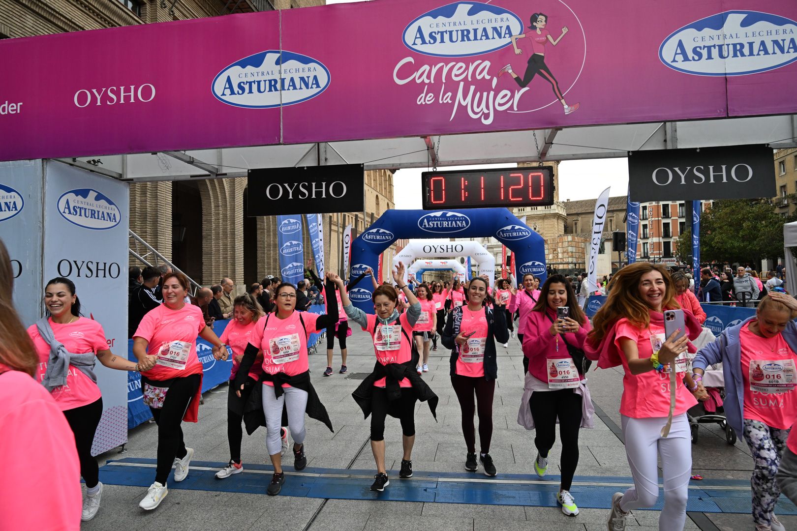 Todas las fotos de la Carrera de la Mujer de Zaragoza 2023. 7169