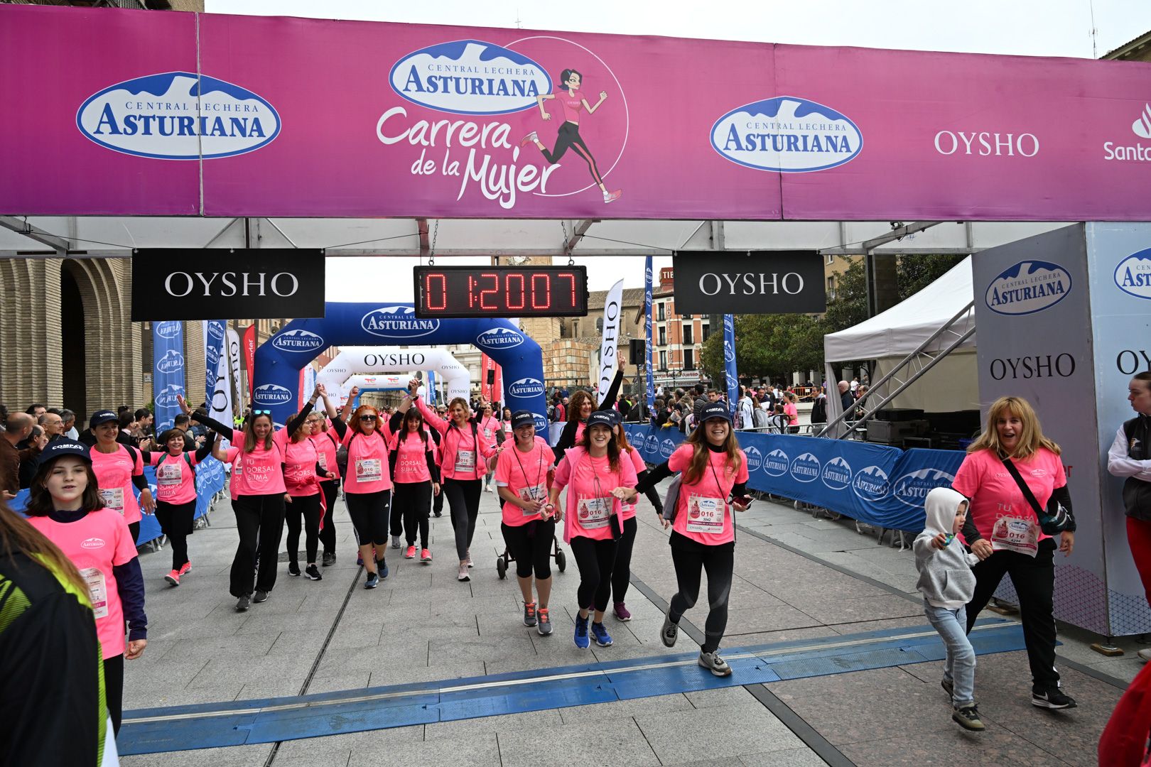 Todas las fotos de la Carrera de la Mujer de Zaragoza 2023. 7903