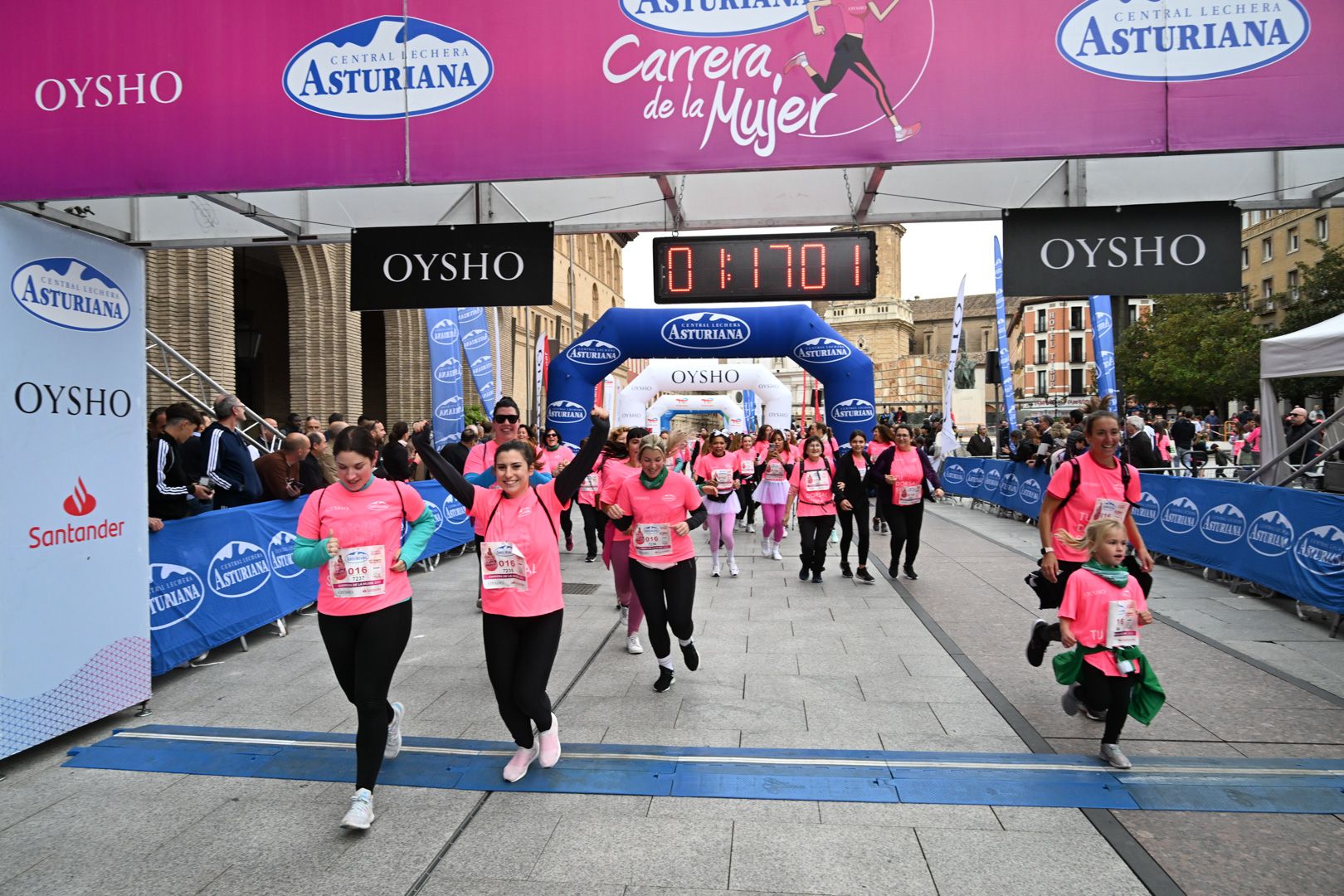 Todas las fotos de la Carrera de la Mujer de Zaragoza 2023. 7659