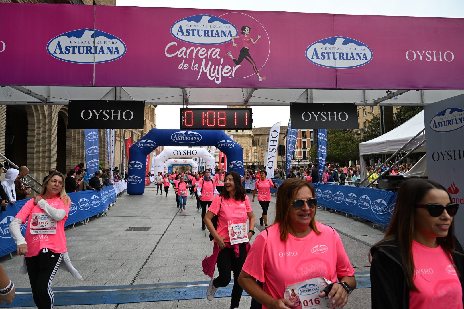 Todas las fotos de la Carrera de la Mujer de Zaragoza 2023. 6930