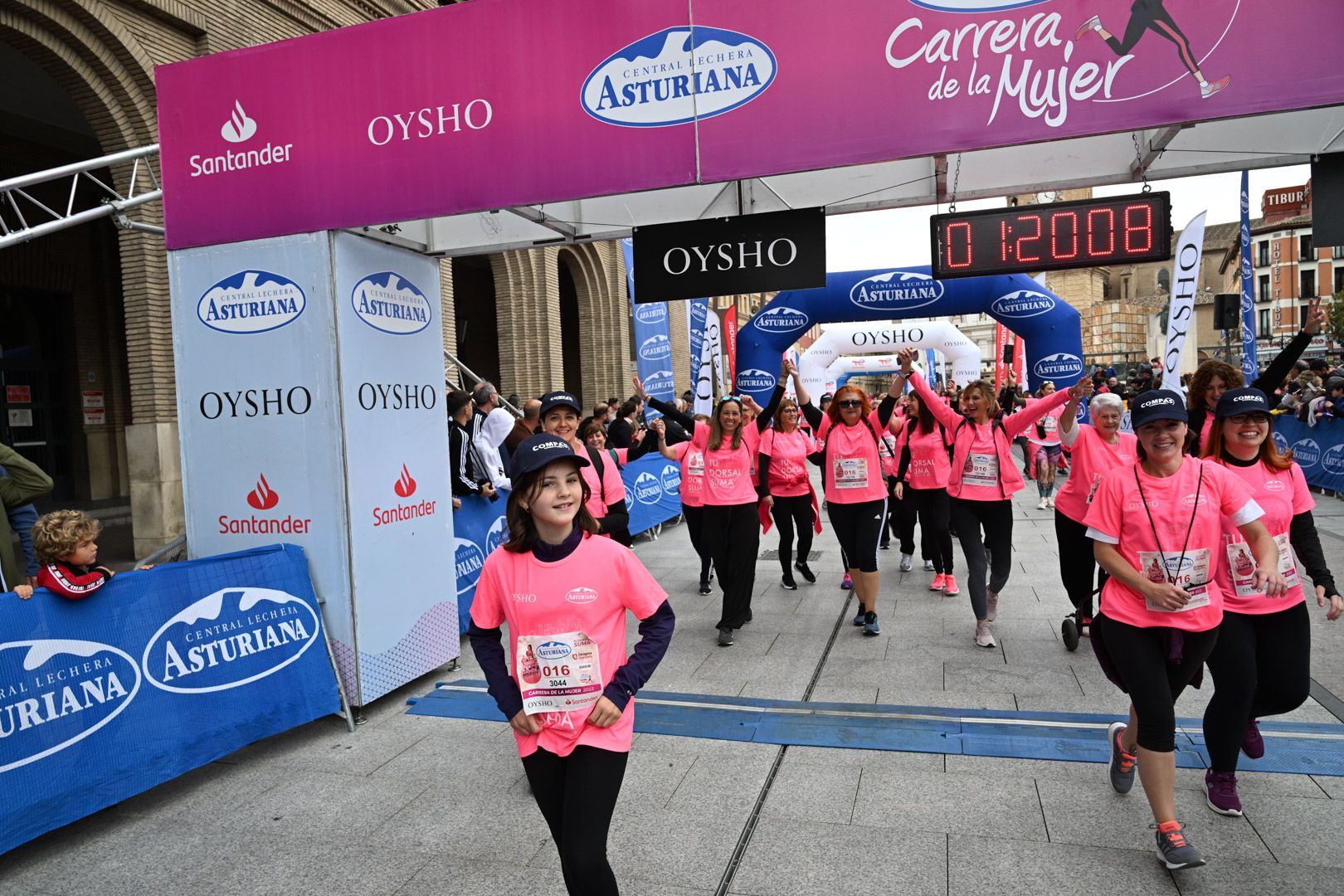 Todas las fotos de la Carrera de la Mujer de Zaragoza 2023. 7905