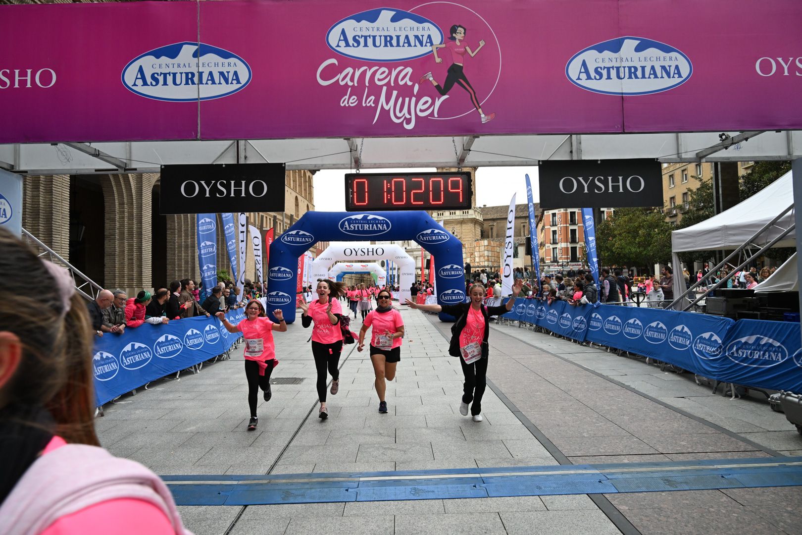 Todas las fotos de la Carrera de la Mujer de Zaragoza 2023. 6466