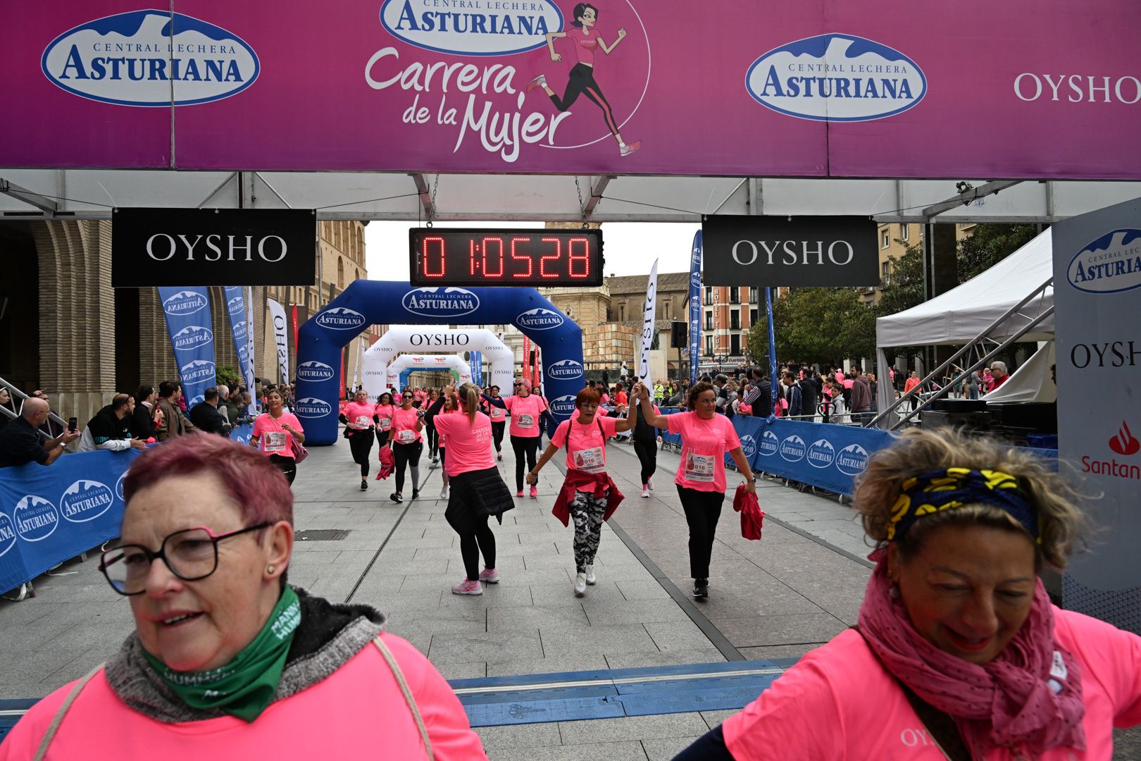 Todas las fotos de la Carrera de la Mujer de Zaragoza 2023. 6694