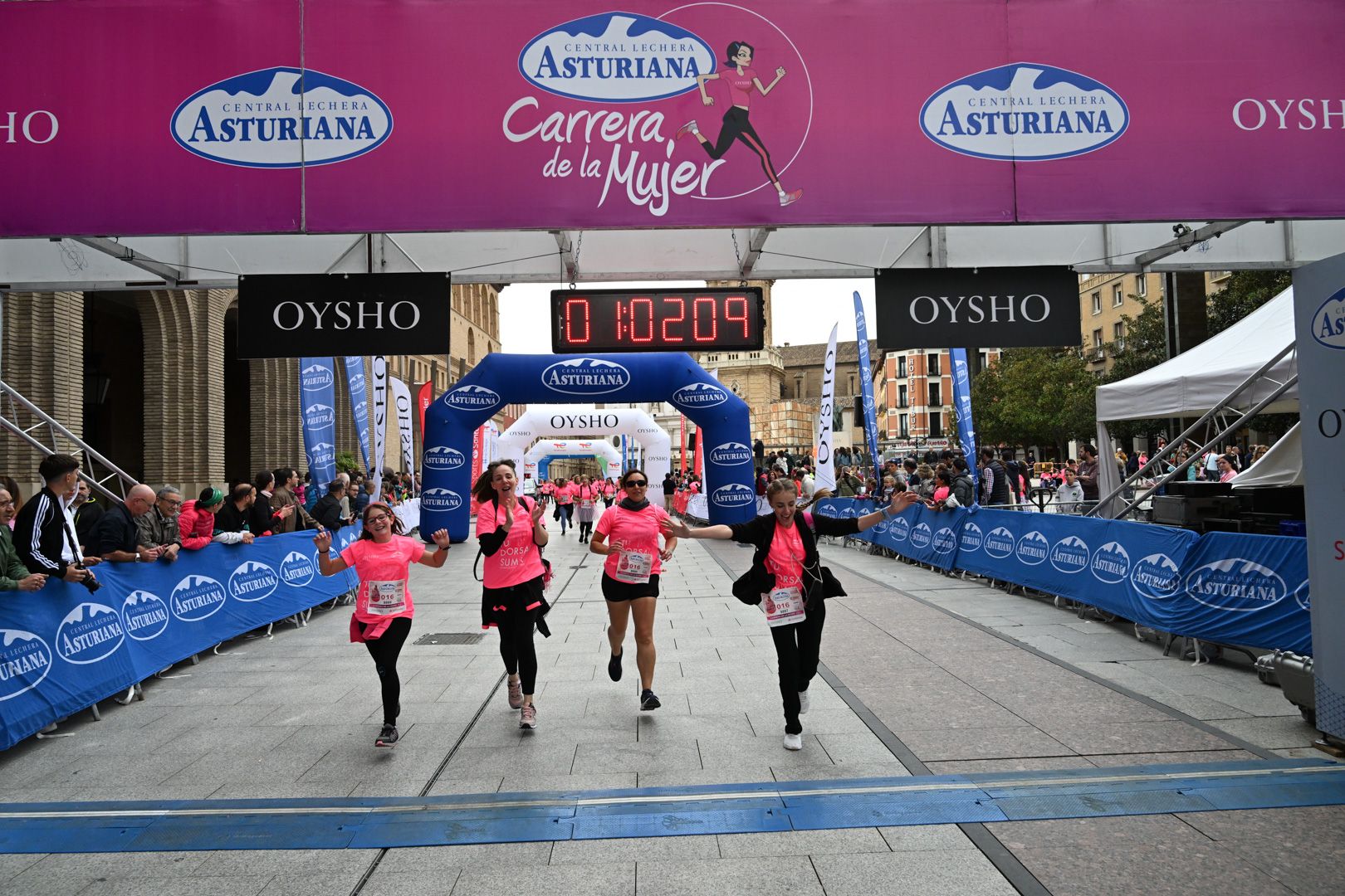 Todas las fotos de la Carrera de la Mujer de Zaragoza 2023. 6467