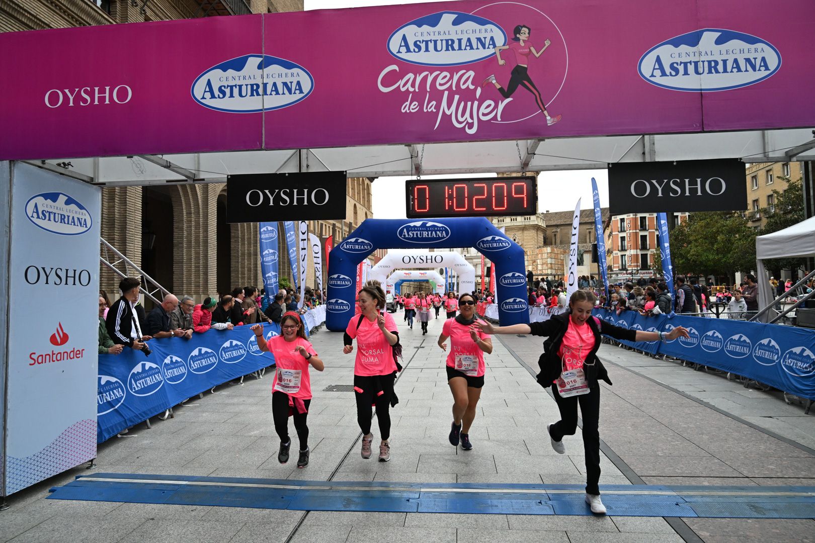 Todas las fotos de la Carrera de la Mujer de Zaragoza 2023. 6468