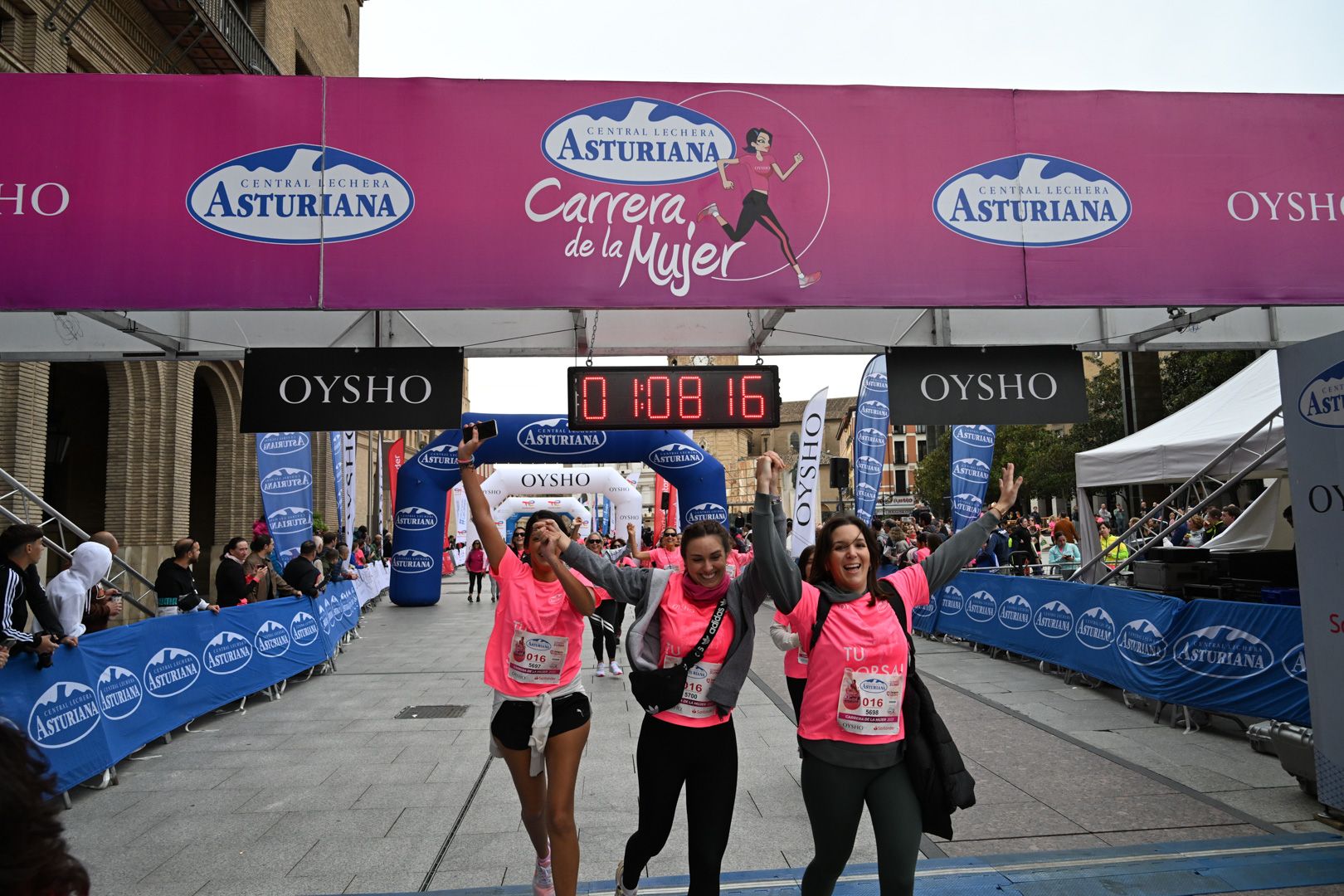 Todas las fotos de la Carrera de la Mujer de Zaragoza 2023. 6940