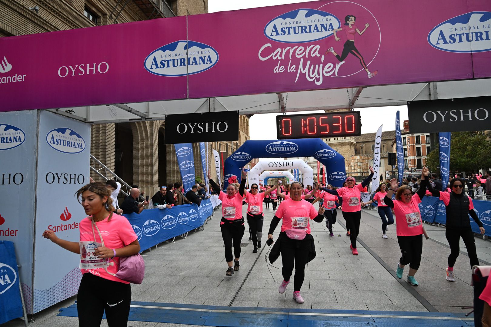 Todas las fotos de la Carrera de la Mujer de Zaragoza 2023. 6697